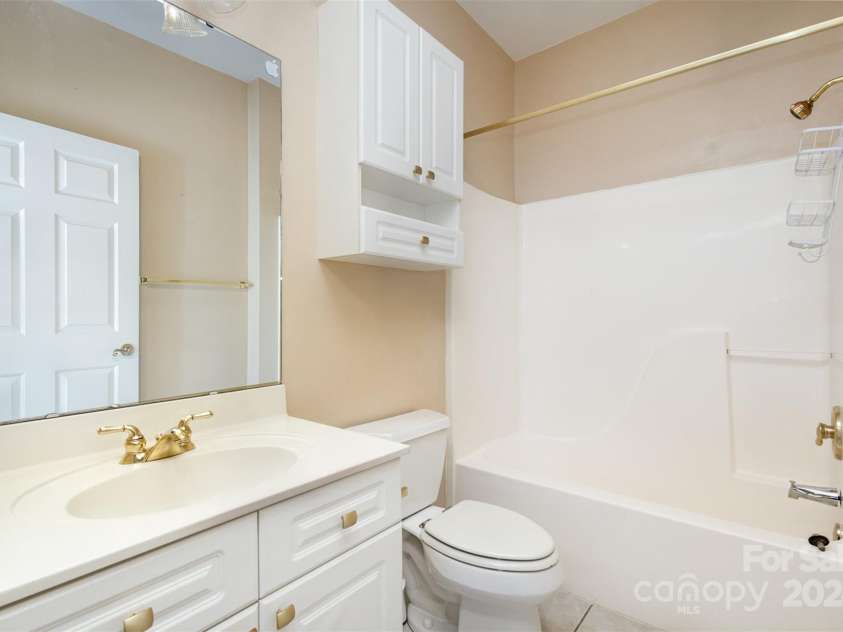 9315 Meadow Vista Road, Charlotte, NC 28213.  MLS# CAR4206796, YatesRealty ID 1612. 