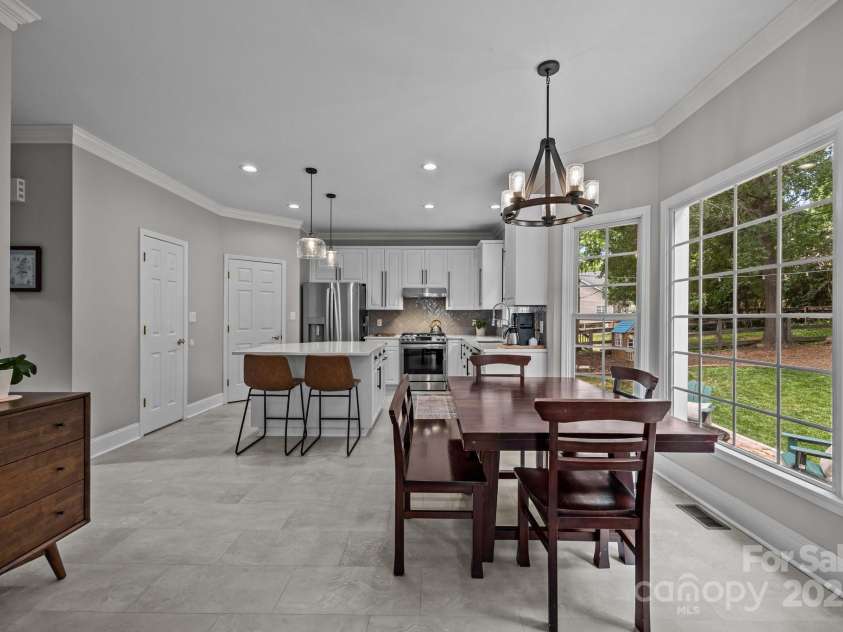 16028 Cranleigh Drive, Huntersville, NC 28078.  MLS# CAR4260907, YatesRealty ID 16120. 