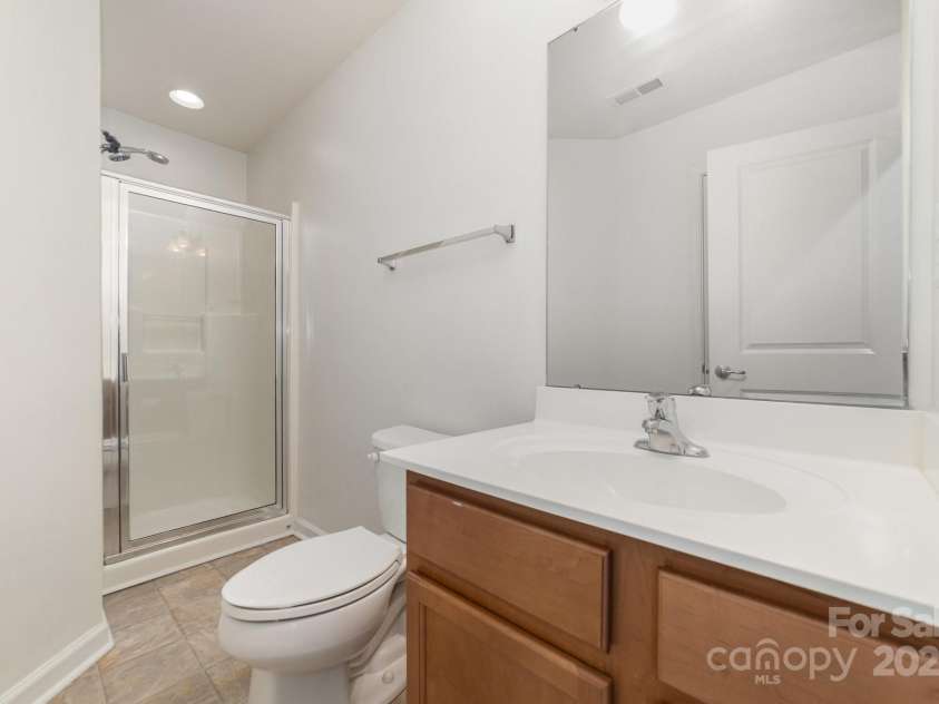 2677 Kinsley Avenue, Concord, NC 28027.  MLS# CAR4312032, YatesRealty ID 16121. Downstairs full bath 