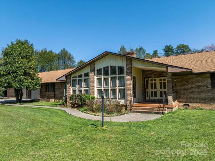 481 Kelly Lane, Pisgah Forest, NC 28768.  MLS# CAR4208992, YatesRealty ID 16121. 