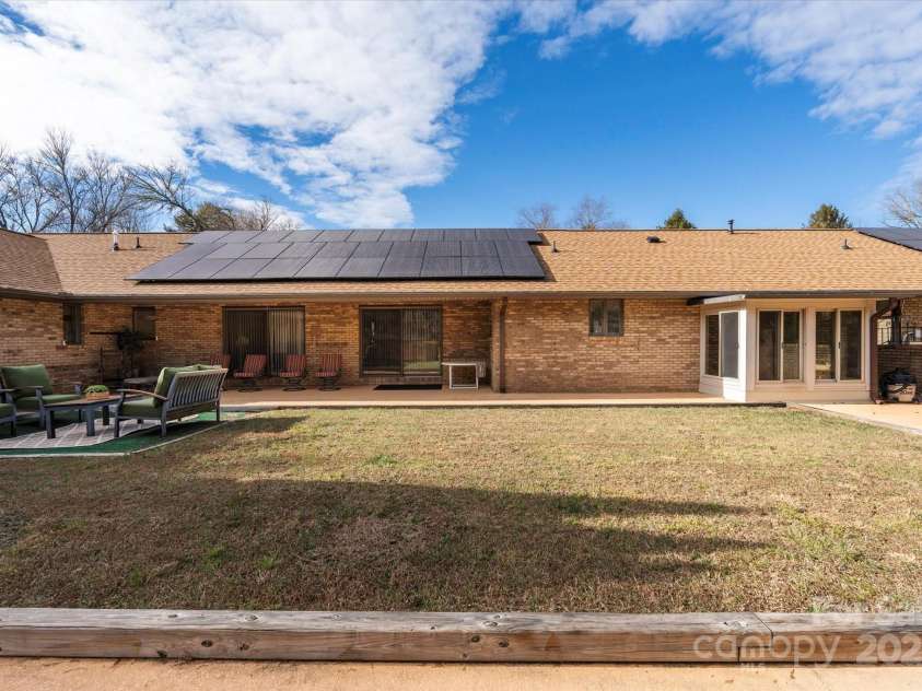 481 Kelly Lane, Pisgah Forest, NC 28768.  MLS# CAR4208992, YatesRealty ID 16121. 