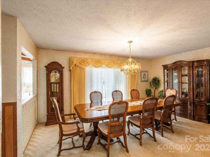 481 Kelly Lane, Pisgah Forest, NC 28768.  MLS# CAR4208992, YatesRealty ID 16121. 