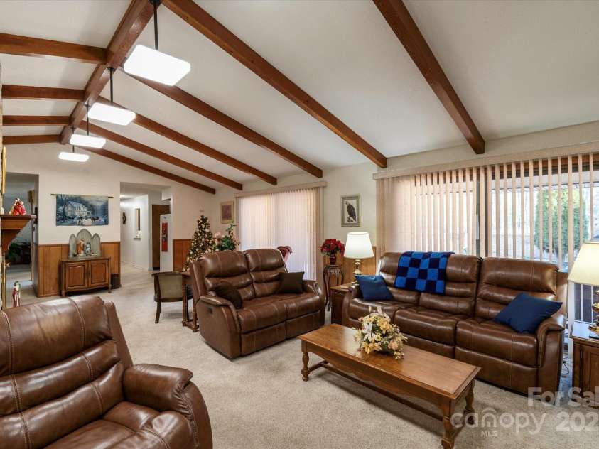 481 Kelly Lane, Pisgah Forest, NC 28768.  MLS# CAR4208992, YatesRealty ID 16121. 