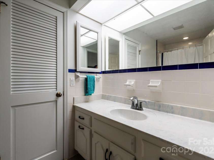 481 Kelly Lane, Pisgah Forest, NC 28768.  MLS# CAR4208992, YatesRealty ID 16121. 