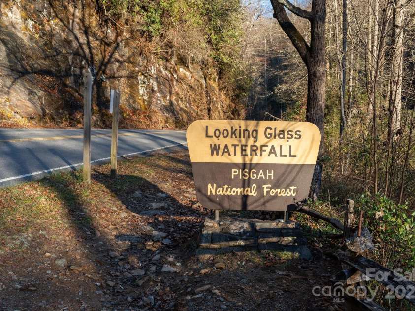 481 Kelly Lane, Pisgah Forest, NC 28768.  MLS# CAR4208992, YatesRealty ID 16121. Just 10 minutes to Looking Glass Falls.