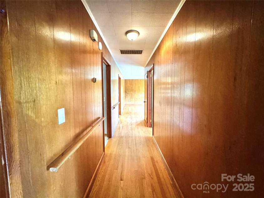 158 Morning Drive, Waynesville, NC 28786.  MLS# CAR4307923, YatesRealty ID 16122. 