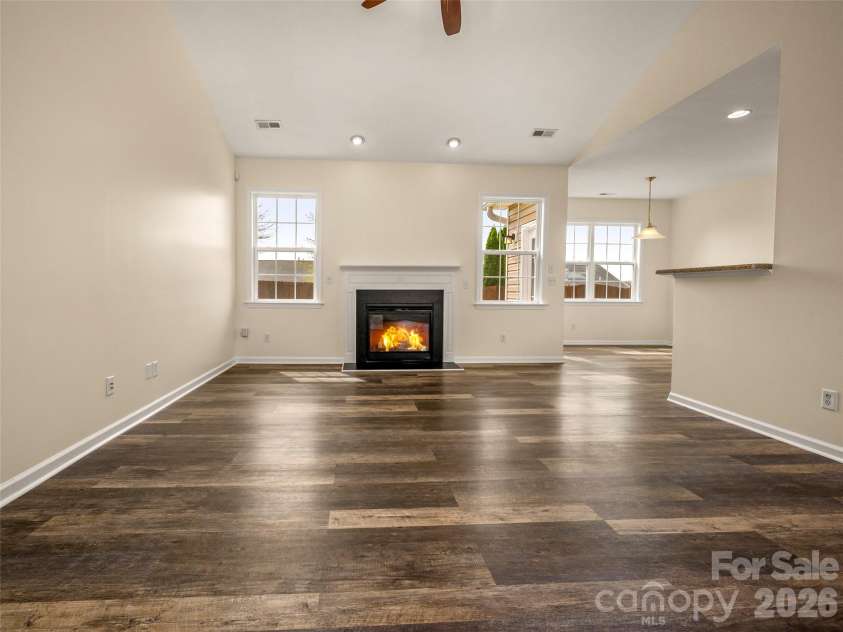 33 Hiawassee Road, Fletcher, NC 28732.  MLS# CAR4369400, YatesRealty ID 16122. 