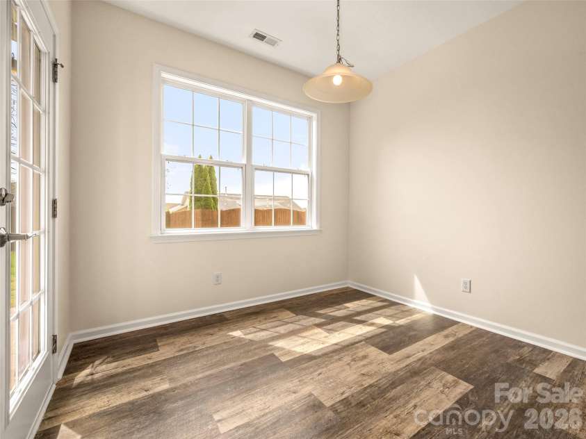 33 Hiawassee Road, Fletcher, NC 28732.  MLS# CAR4369400, YatesRealty ID 16122. 