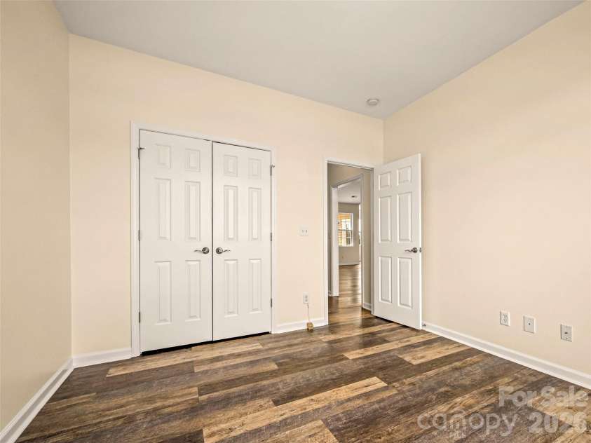33 Hiawassee Road, Fletcher, NC 28732.  MLS# CAR4369400, YatesRealty ID 16122. 