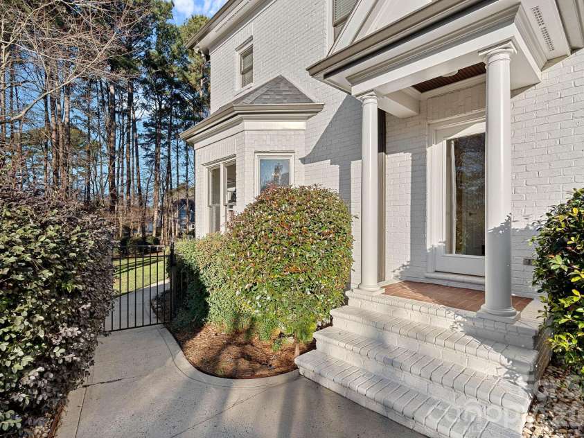 107 Waterhouse Court, Mooresville, NC 28117.  MLS# CAR4332138, YatesRealty ID 16125. 