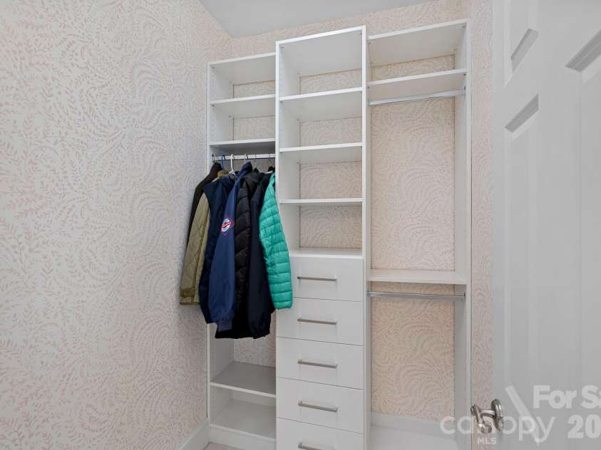 107 Waterhouse Court, Mooresville, NC 28117.  MLS# CAR4332138, YatesRealty ID 16125. 