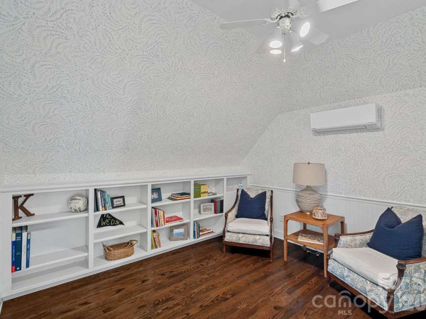 107 Waterhouse Court, Mooresville, NC 28117.  MLS# CAR4332138, YatesRealty ID 16125. 