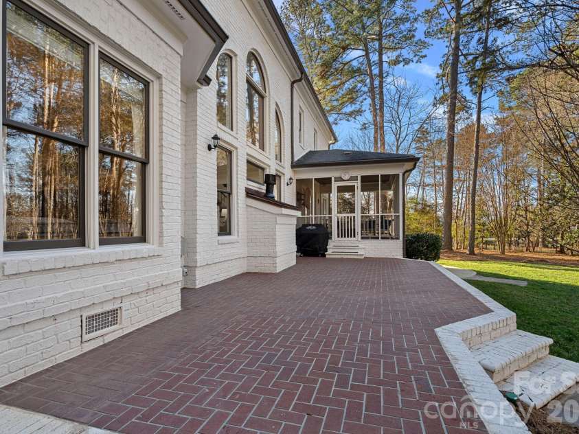 107 Waterhouse Court, Mooresville, NC 28117.  MLS# CAR4332138, YatesRealty ID 16125. 