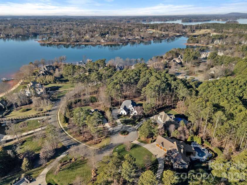 107 Waterhouse Court, Mooresville, NC 28117.  MLS# CAR4332138, YatesRealty ID 16125. 