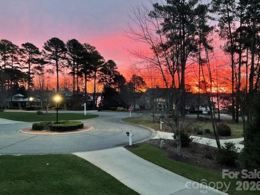 107 Waterhouse Court, Mooresville, NC 28117.  MLS# CAR4332138, YatesRealty ID 16125. 