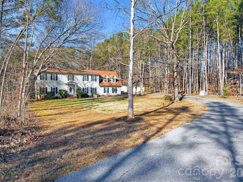 1146 Landrum Road, Columbus, NC 28722.  MLS# CAR4336640, YatesRealty ID 16125. 