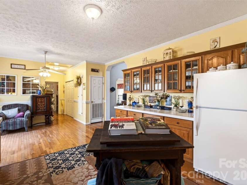 1146 Landrum Road, Columbus, NC 28722.  MLS# CAR4336640, YatesRealty ID 16125. 