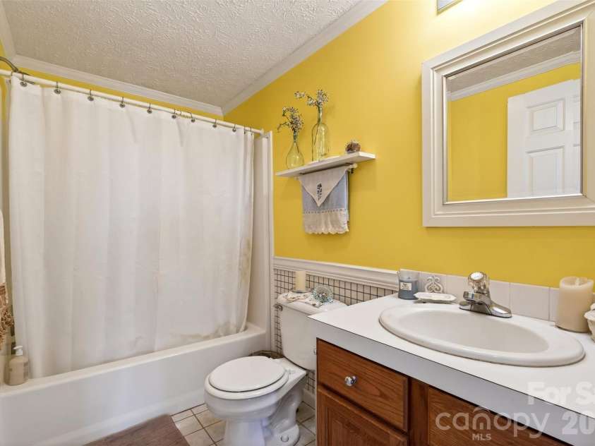 1146 Landrum Road, Columbus, NC 28722.  MLS# CAR4336640, YatesRealty ID 16125. 
