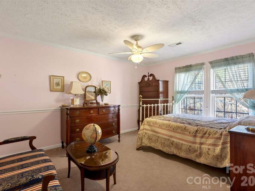 1146 Landrum Road, Columbus, NC 28722.  MLS# CAR4336640, YatesRealty ID 16125. 