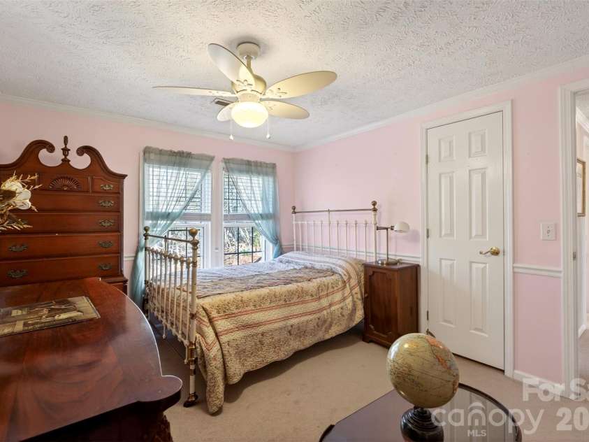 1146 Landrum Road, Columbus, NC 28722.  MLS# CAR4336640, YatesRealty ID 16125. 
