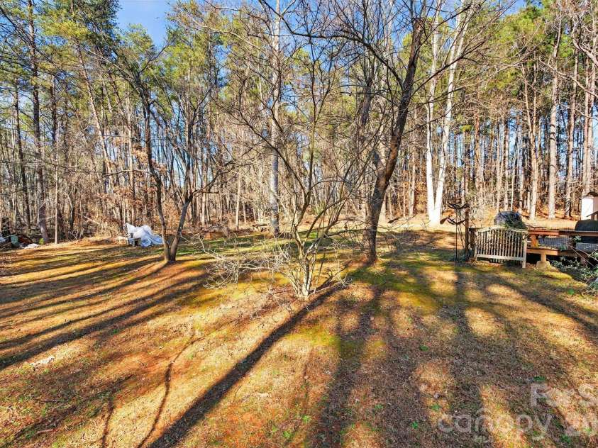 1146 Landrum Road, Columbus, NC 28722.  MLS# CAR4336640, YatesRealty ID 16125. 