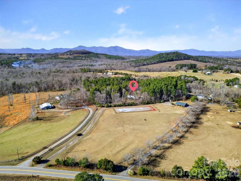 1146 Landrum Road, Columbus, NC 28722.  MLS# CAR4336640, YatesRealty ID 16125. 