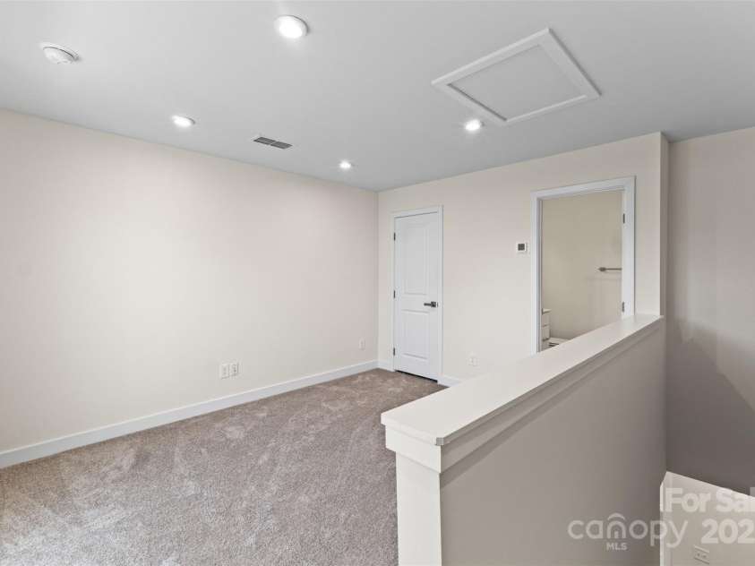 3645 Tryon Street, Charlotte, NC 28217.  MLS# CAR4231696, YatesRealty ID 16129. 
