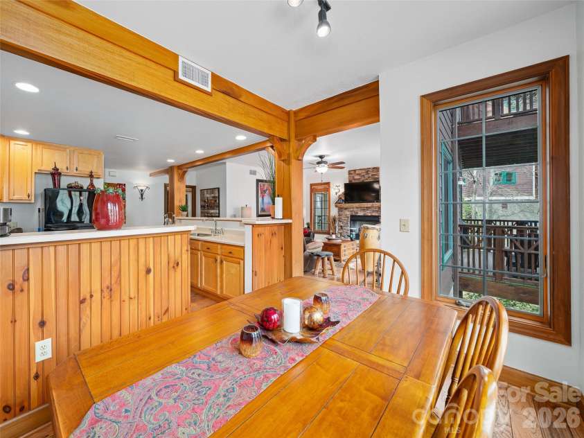 81 Creekside Way, Burnsville, NC 28714.  MLS# CAR4374251, YatesRealty ID 16129. 