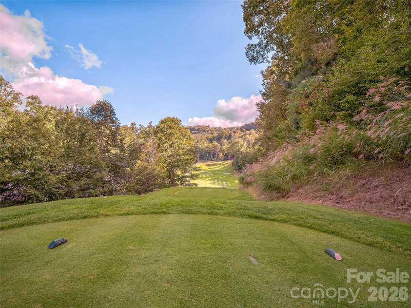 81 Creekside Way, Burnsville, NC 28714.  MLS# CAR4374251, YatesRealty ID 16129. 