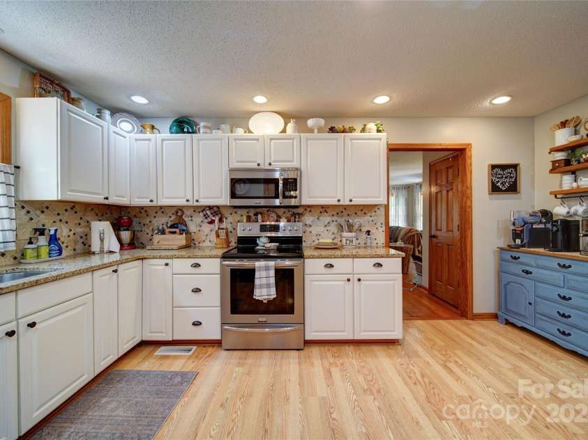 122 Roxboro Court, Mount Gilead, NC 27306.  MLS# CAR4250352, YatesRealty ID 16130. 