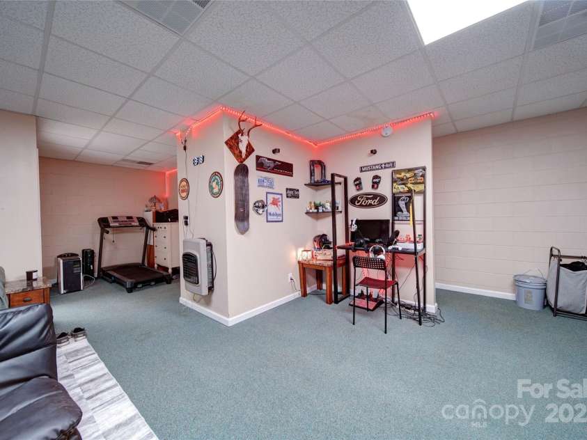 122 Roxboro Court, Mount Gilead, NC 27306.  MLS# CAR4250352, YatesRealty ID 16130. 