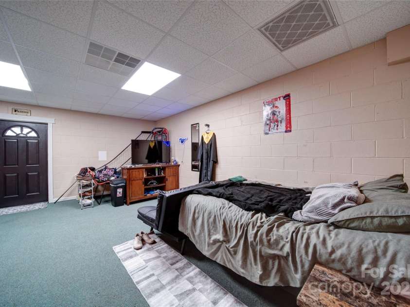 122 Roxboro Court, Mount Gilead, NC 27306.  MLS# CAR4250352, YatesRealty ID 16130. 