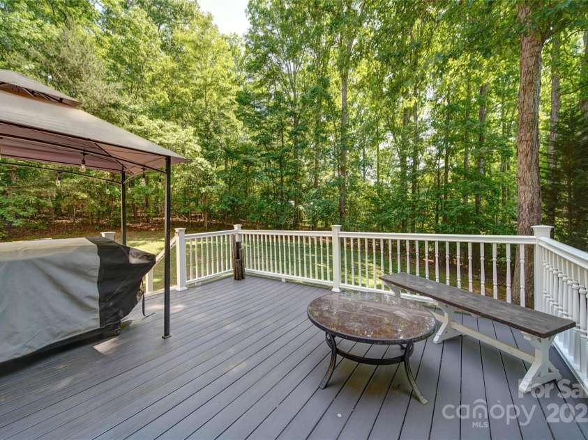 122 Roxboro Court, Mount Gilead, NC 27306.  MLS# CAR4250352, YatesRealty ID 16130. 