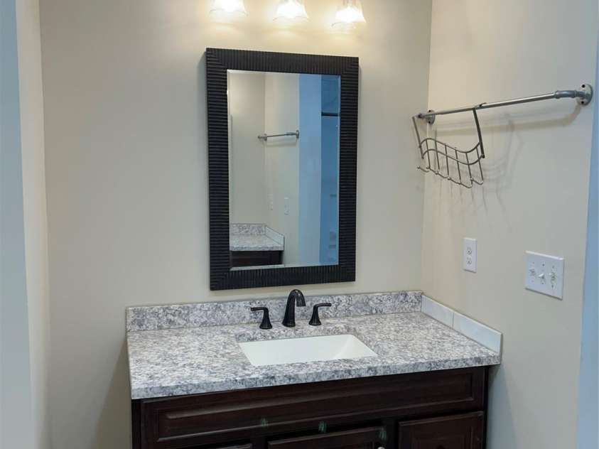 4054 belle meade Circle, Belmont, NC 28012.  MLS# CAR4297161, YatesRealty ID 16131. 
