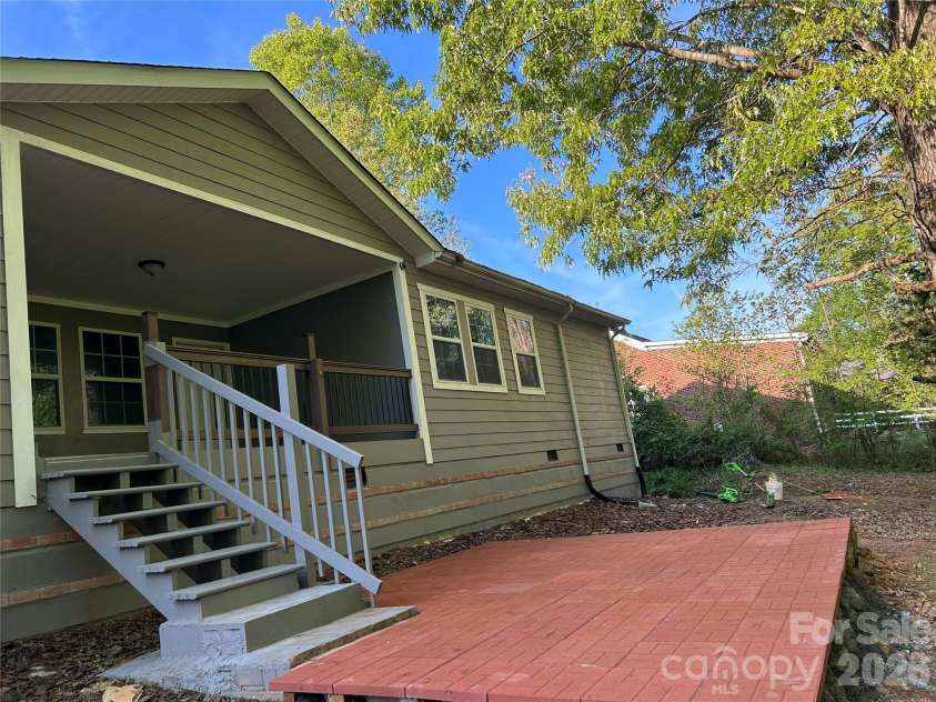 4054 belle meade Circle, Belmont, NC 28012.  MLS# CAR4297161, YatesRealty ID 16131. 