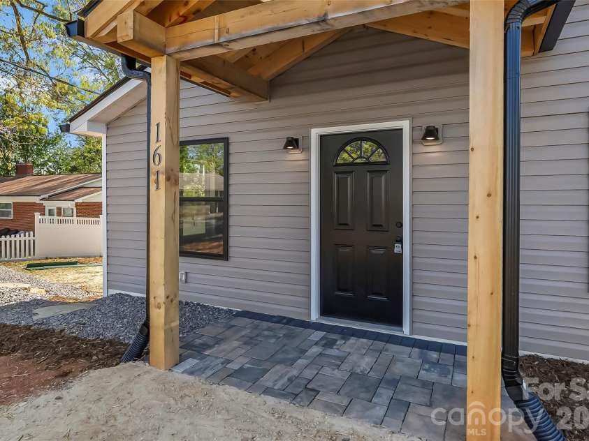 161 Lukin Street, Marion, NC 28752.  MLS# CAR4366231, YatesRealty ID 16132. 