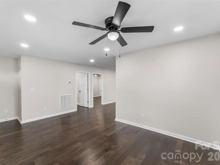 161 Lukin Street, Marion, NC 28752.  MLS# CAR4366231, YatesRealty ID 16132. 