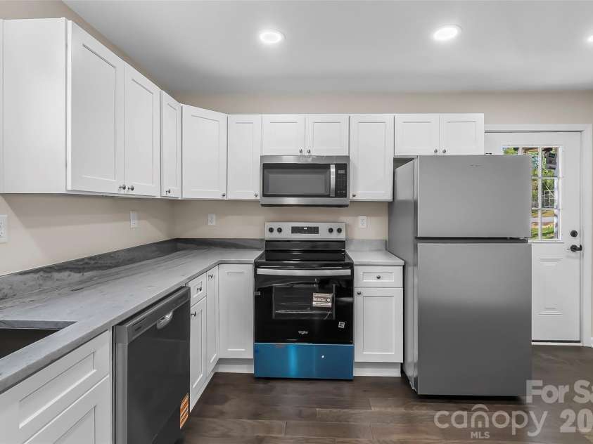 161 Lukin Street, Marion, NC 28752.  MLS# CAR4366231, YatesRealty ID 16132. 