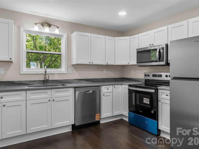 161 Lukin Street, Marion, NC 28752.  MLS# CAR4366231, YatesRealty ID 16132. 