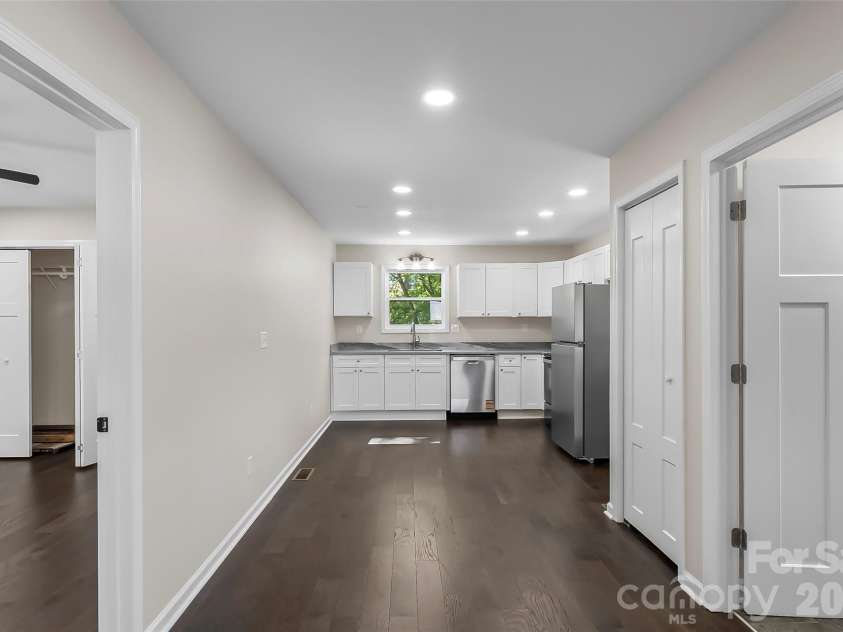 161 Lukin Street, Marion, NC 28752.  MLS# CAR4366231, YatesRealty ID 16132. 