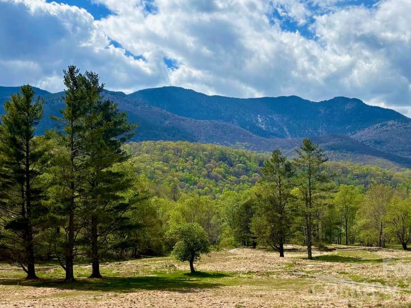 11014 State Hwy 80 S Highway, Burnsville, NC 28714.  MLS# CAR4373602, YatesRealty ID 16133. 