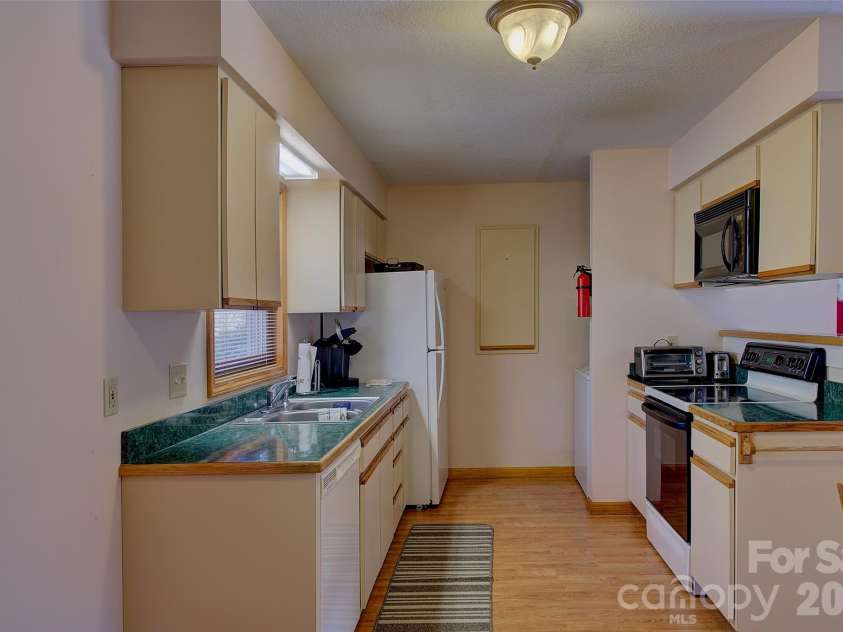 11014 State Hwy 80 S Highway, Burnsville, NC 28714.  MLS# CAR4373602, YatesRealty ID 16133. 