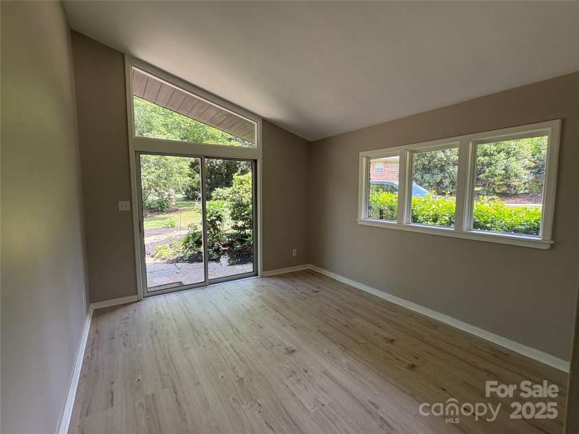 223 Forest Drive, Greenwood, SC 29646.  MLS# CAR4264303, YatesRealty ID 16134. Bedroom 3