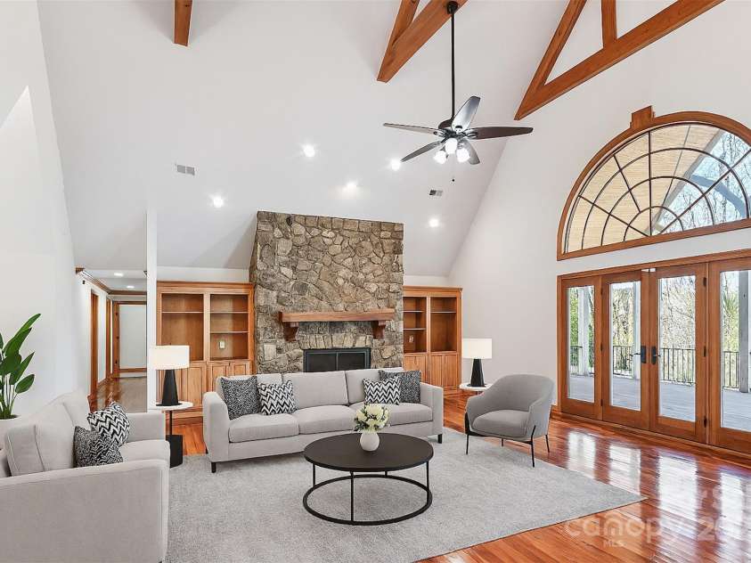 206 View Ridge Parkway, Leicester, NC 28748.  MLS# CAR4228261, YatesRealty ID 16135. Living Room Virtually Staged