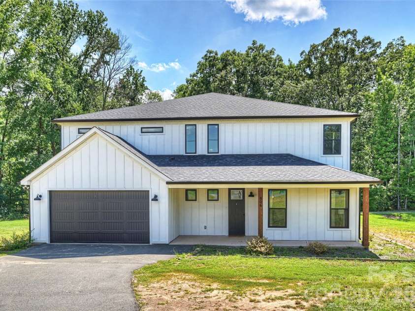606 Elm Street, Locust, NC 28097.  MLS# CAR4368549, YatesRealty ID 16135. 