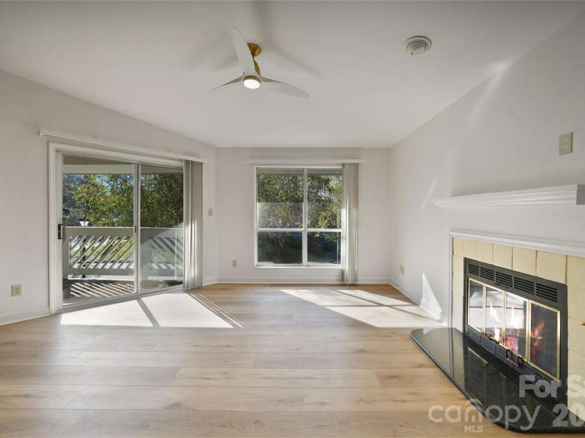 7429 Ashfield Court, Charlotte, NC 28226.  MLS# CAR4317802, YatesRealty ID 16137. 