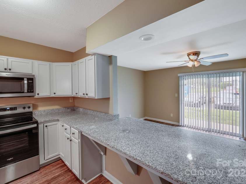 809 High Meadow Lane, Charlotte, NC 28217.  MLS# CAR4265246, YatesRealty ID 16138. Kitchen 1