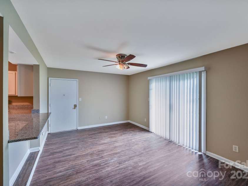 809 High Meadow Lane, Charlotte, NC 28217.  MLS# CAR4265246, YatesRealty ID 16138. Living 1