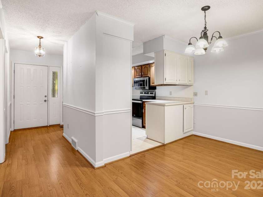 411 Britton Creek Drive, Hendersonville, NC 28791.  MLS# CAR4244943, YatesRealty ID 16139. 