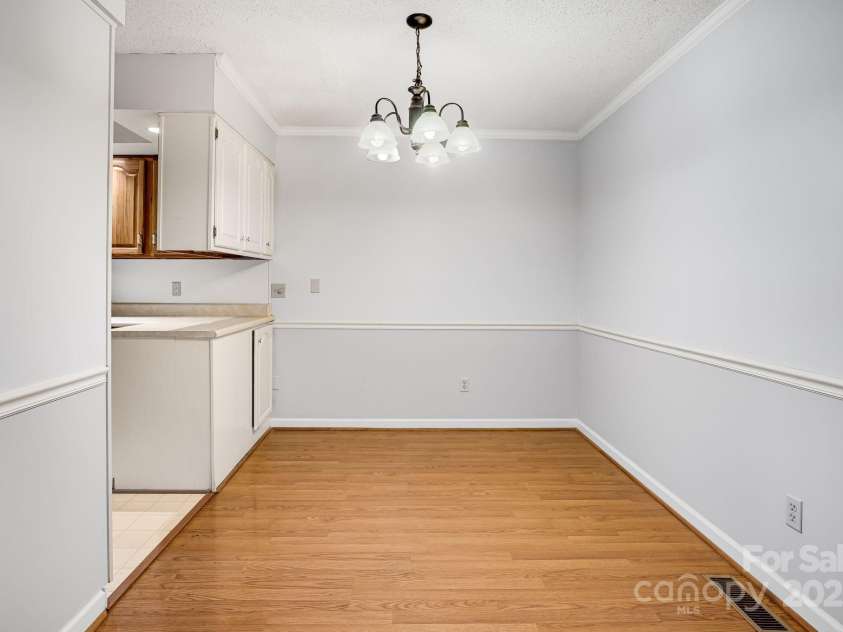 411 Britton Creek Drive, Hendersonville, NC 28791.  MLS# CAR4244943, YatesRealty ID 16139. 